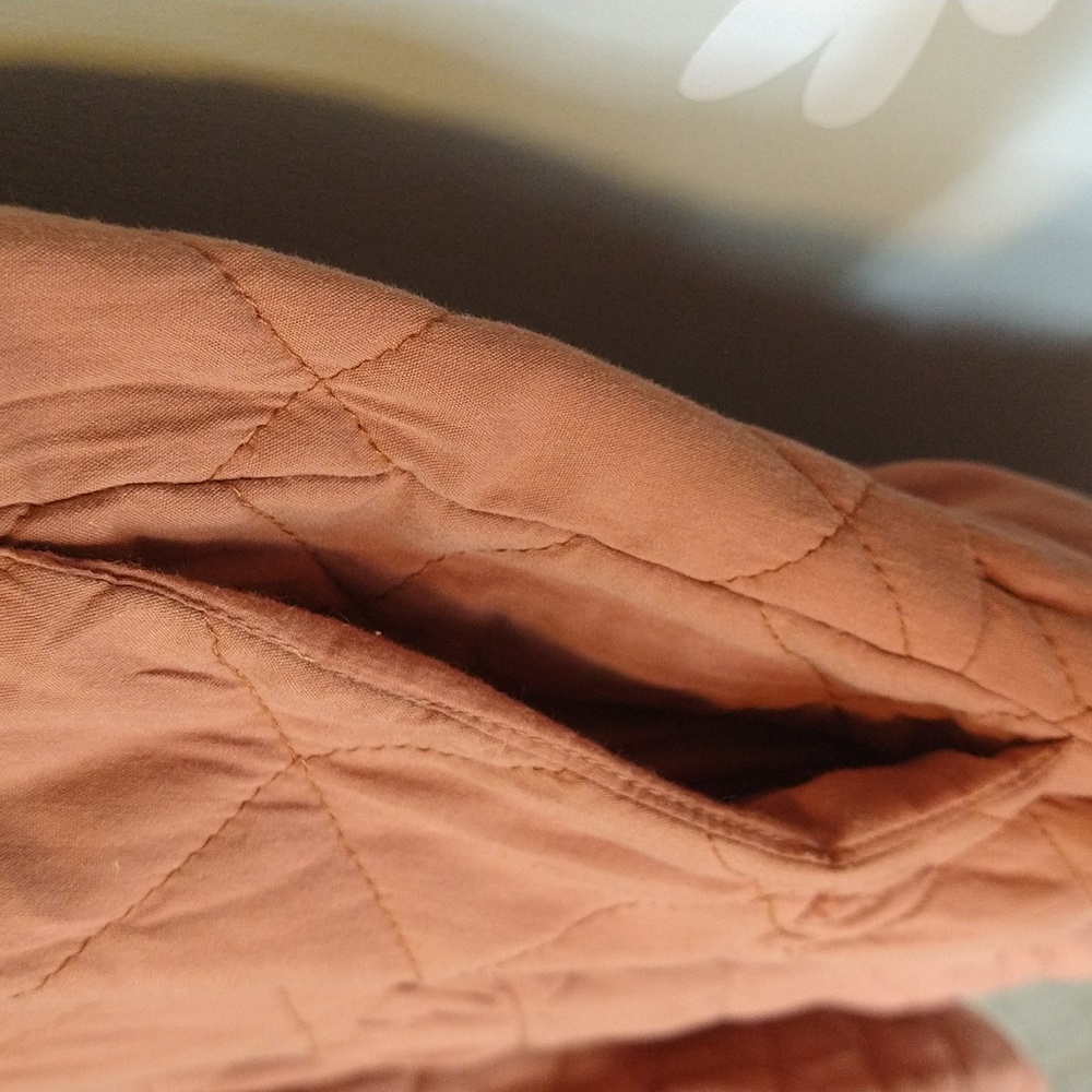 Madewell Quilted Aidy Square-Neck Puffed Sleeve Tiered Midi Dress Warm Umber - Picture 12 of 16